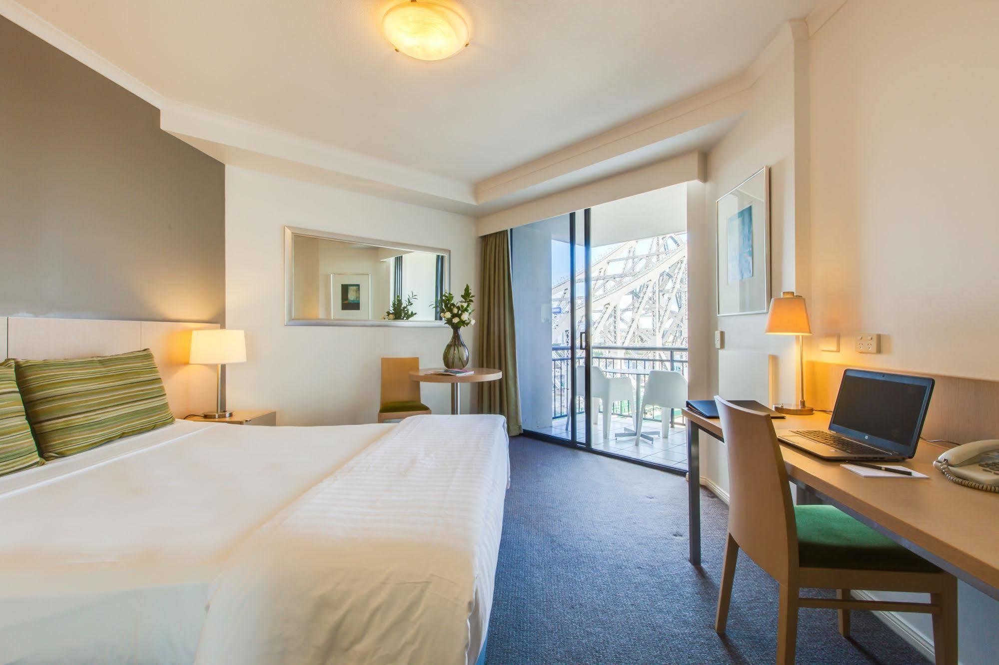 Adina Apartment Hotel Brisbane Exterior foto