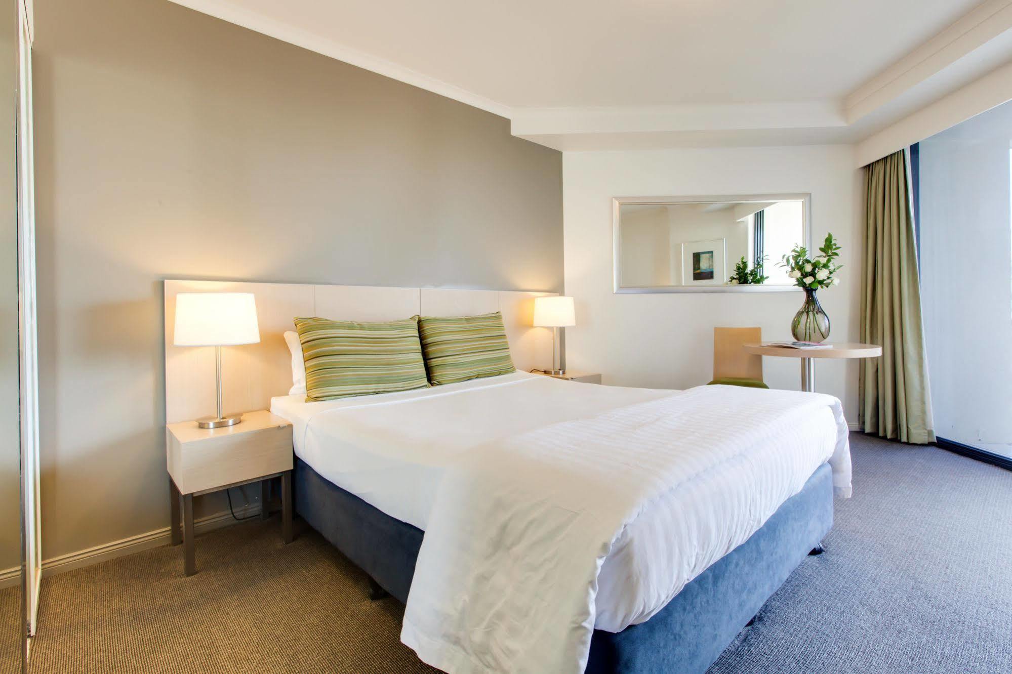 Adina Apartment Hotel Brisbane Exterior foto