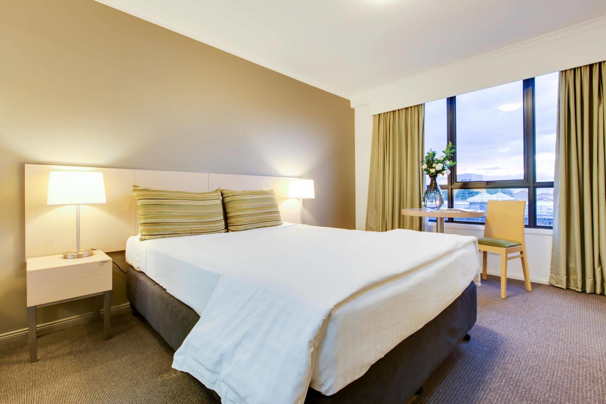 Adina Apartment Hotel Brisbane Exterior foto